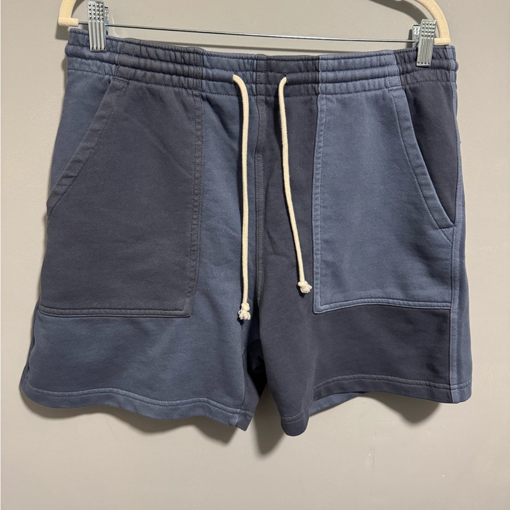 NWT- American Eagle- Men’s Two-Tone Blue Cotton Utility Shorts. Size M - Picture 2 of 7